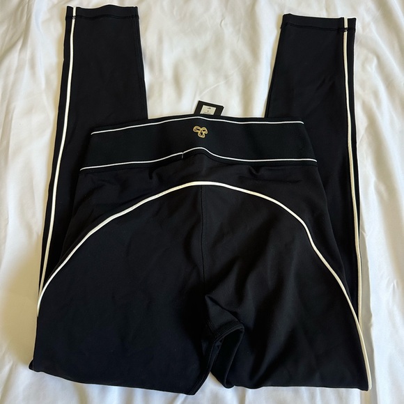 NWT - Golden LIFE Slice Hi-Rise 26" Legging - Black/White - Size 6 - Picture 12 of 12